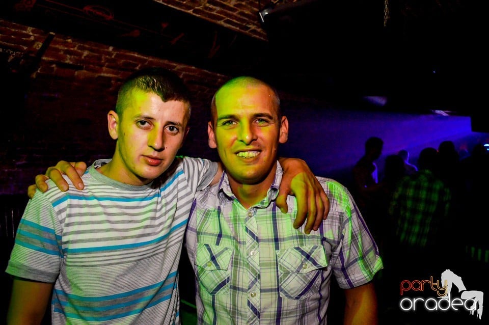 Holsten 22-23 PM Free For All, 