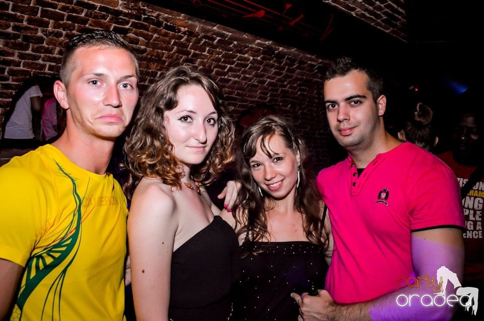 Holsten 22-23 PM Free For All, 