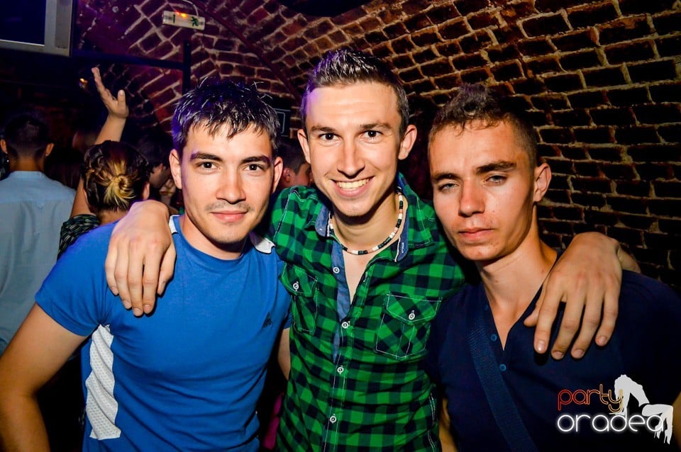 Holsten 22-23 PM Free For All, 