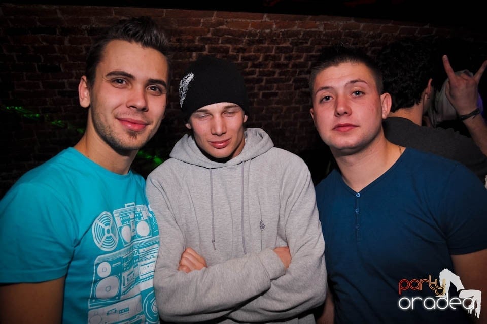 Holsten Party în Club Escape, 