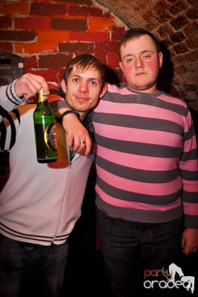 Holsten Party în Club Escape, 