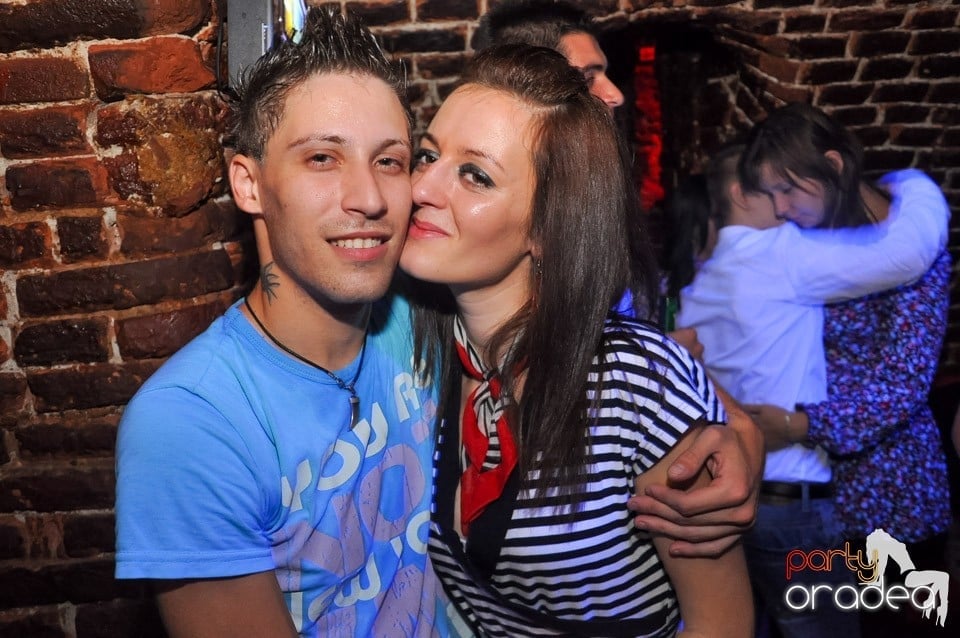 Holsten Party în Club Escape, 