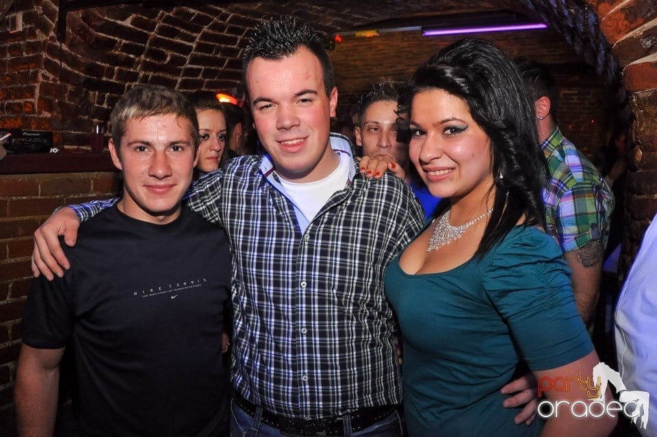 Holsten Party în Club Escape, 