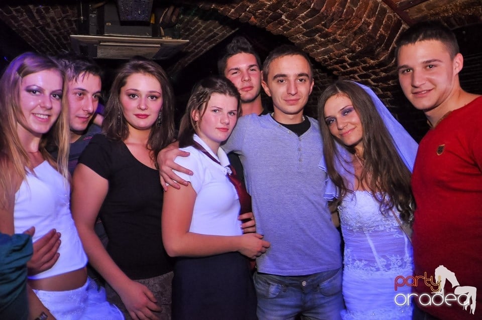 Holsten Party în Club Escape, 