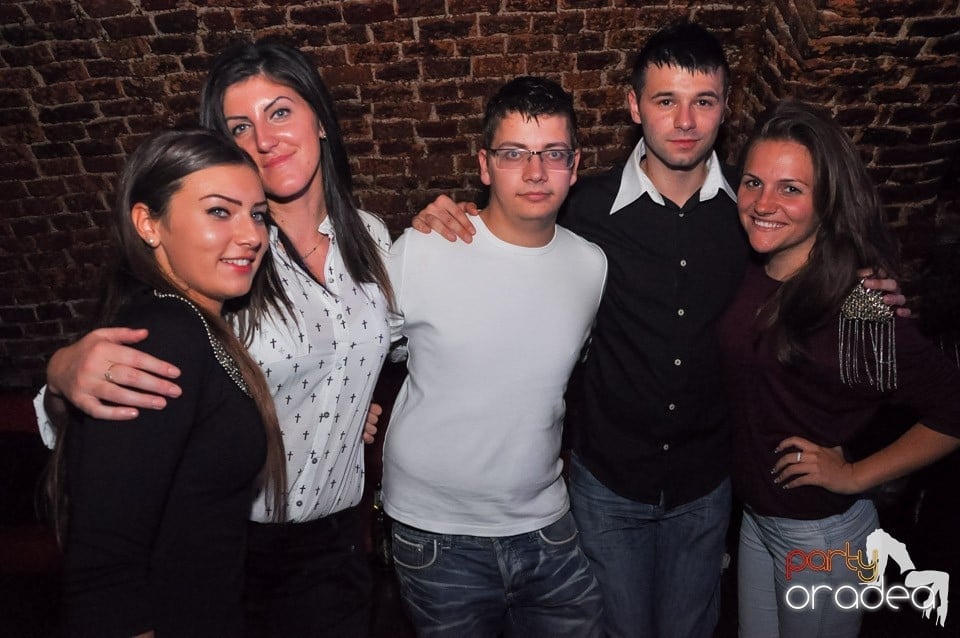 Holsten Party în Club Escape, 