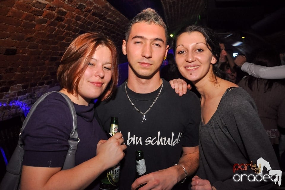 Holsten Party în Club Escape, 