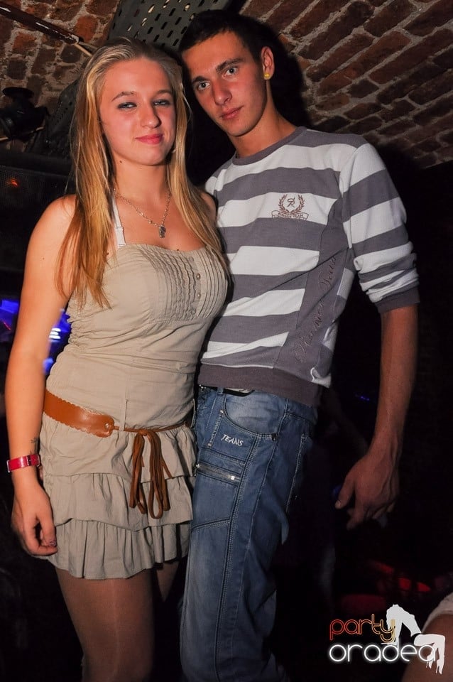 Holsten Party în Club Escape, 