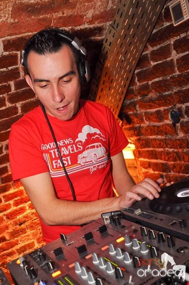 Holsten Party în Club Escape, 