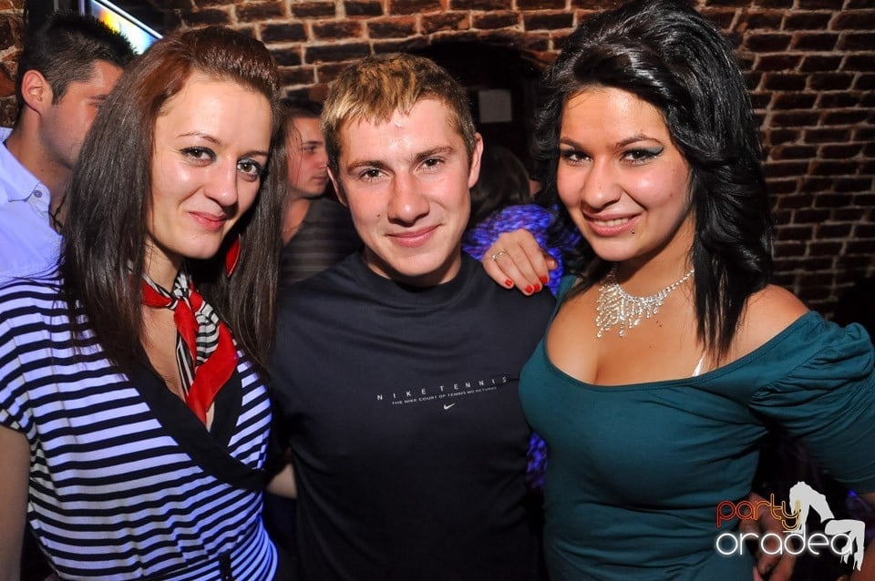 Holsten Party în Club Escape, 