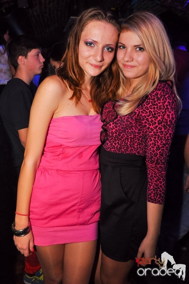 Holsten Party în Club Escape, 