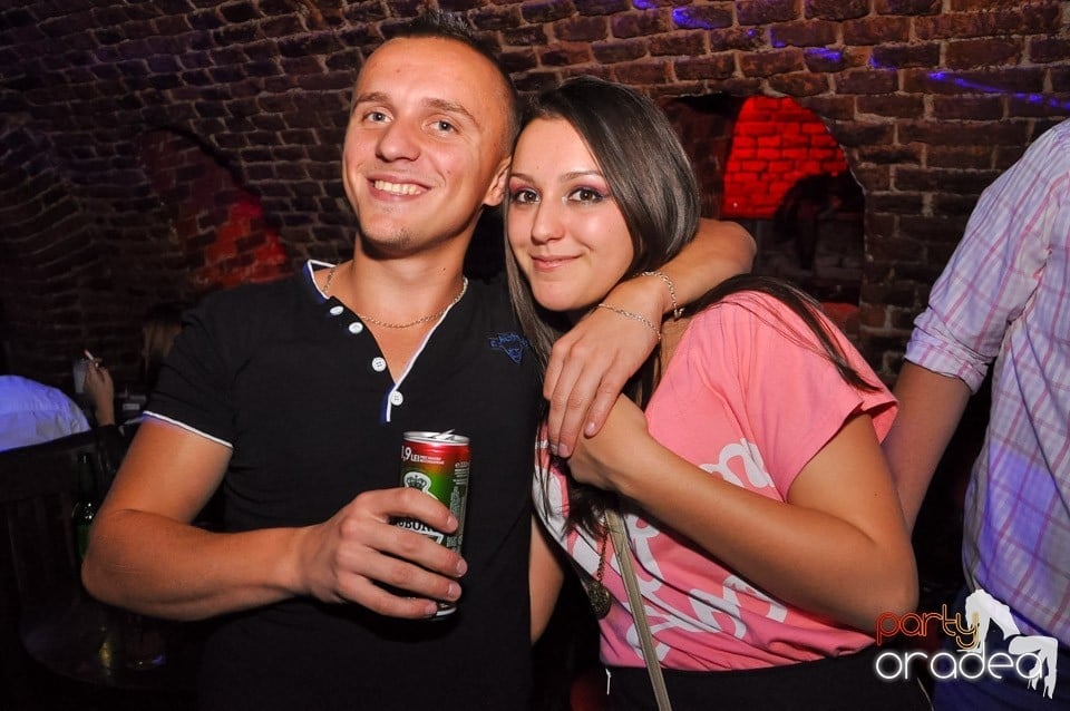 Holsten Party în Club Escape, 