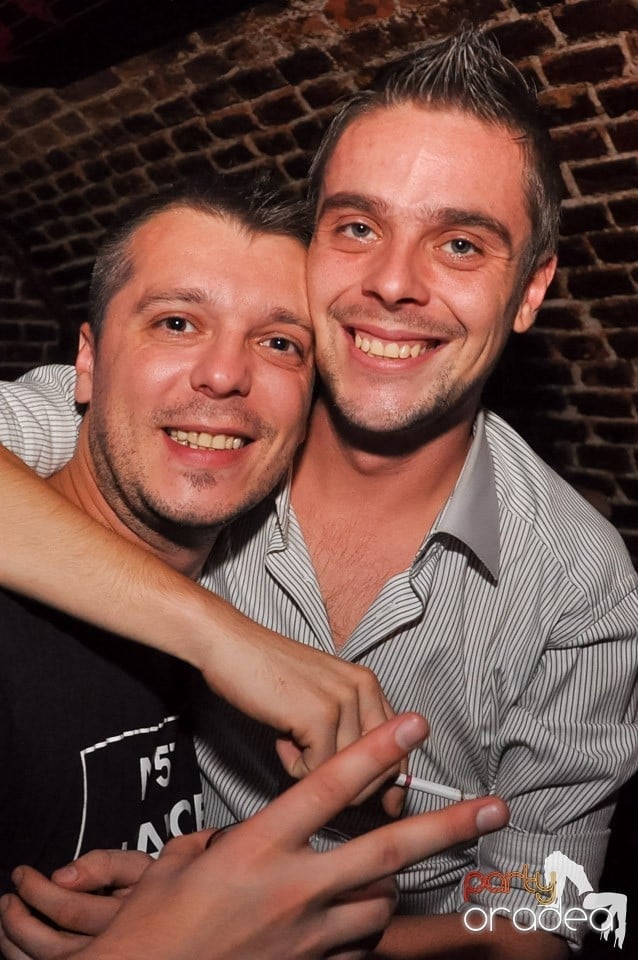 Holsten Party în Club Escape, 