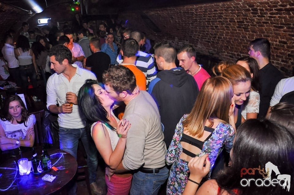 Holsten Party în Club Escape, 