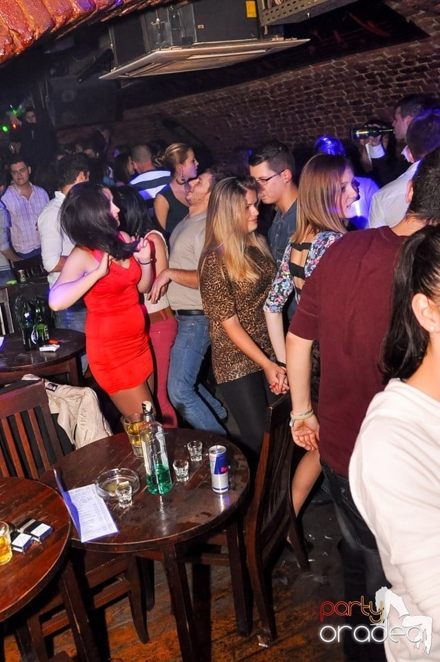 Holsten Party în Club Escape, 