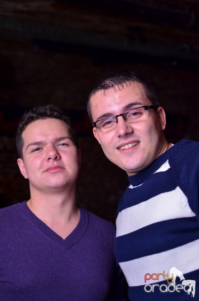 Holsten Party în Club Escape, 