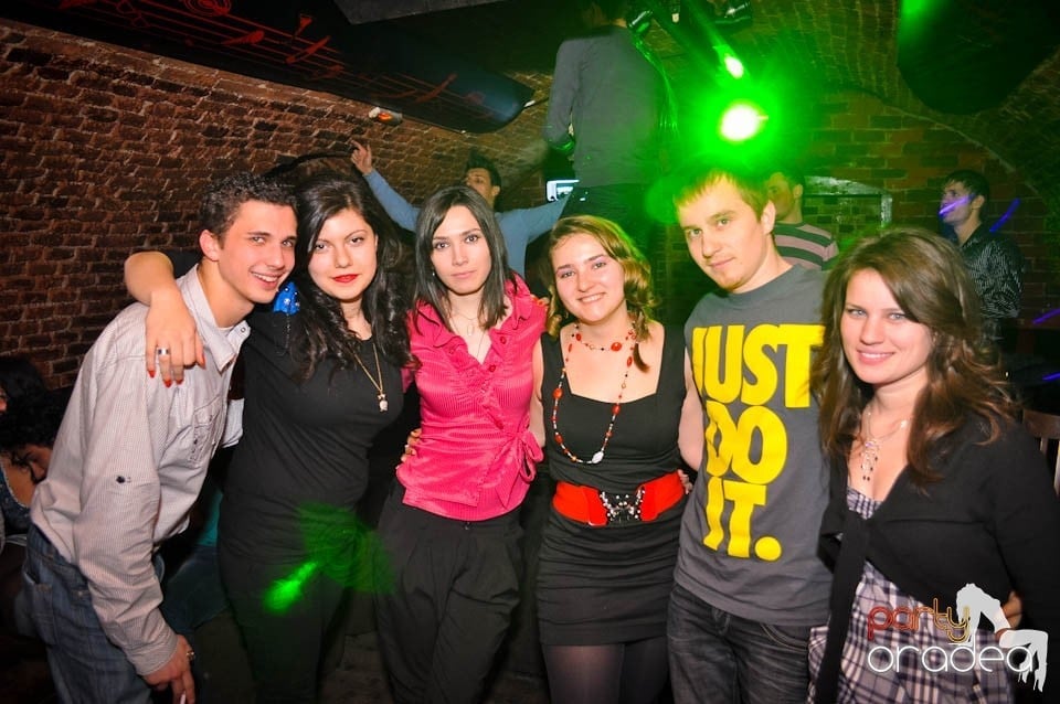 Holsten Party în Club Escape, 