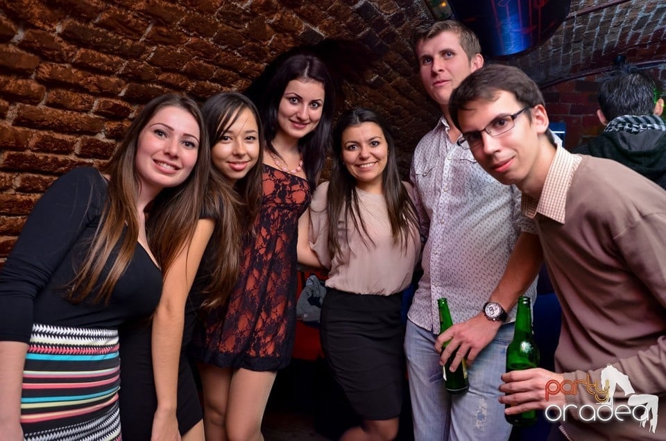 Holsten Party în Club Escape, 