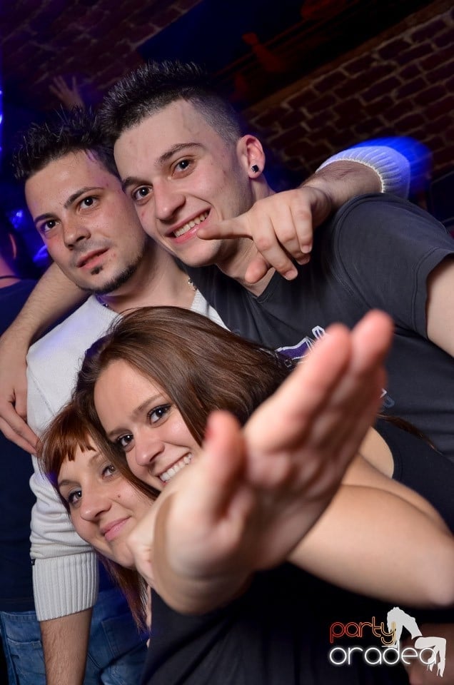 Holsten Party în Club Escape, 