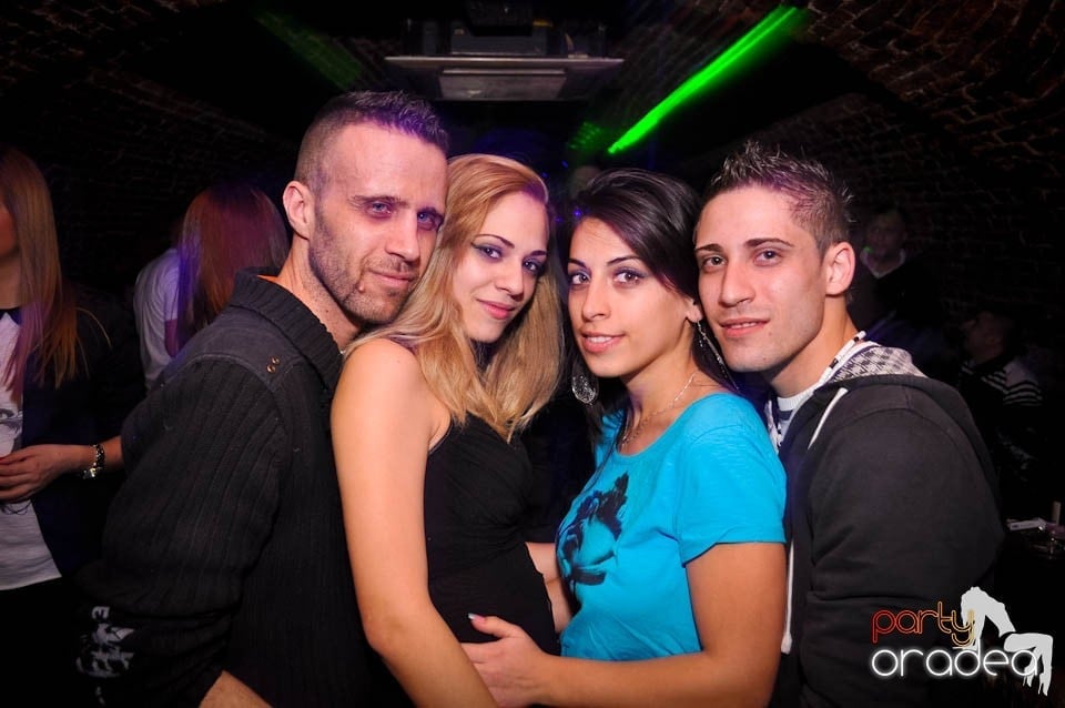 Holsten Party în Club Escape, 