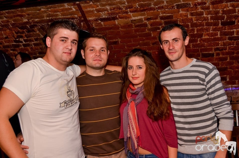 Holsten Party în Club Escape, 