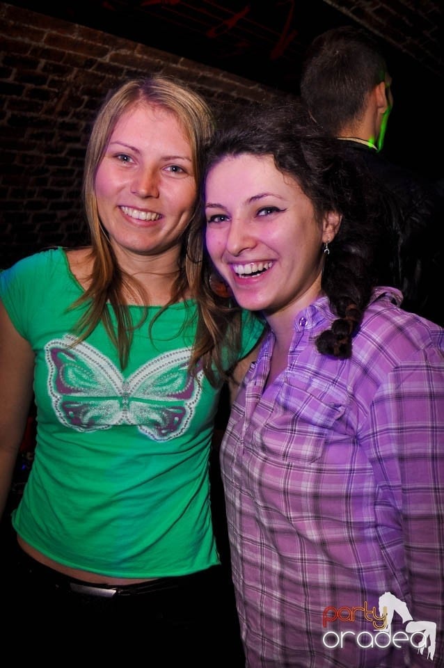 Holsten Party în Club Escape, 