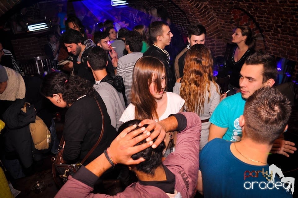 Holsten Party în Club Escape, 