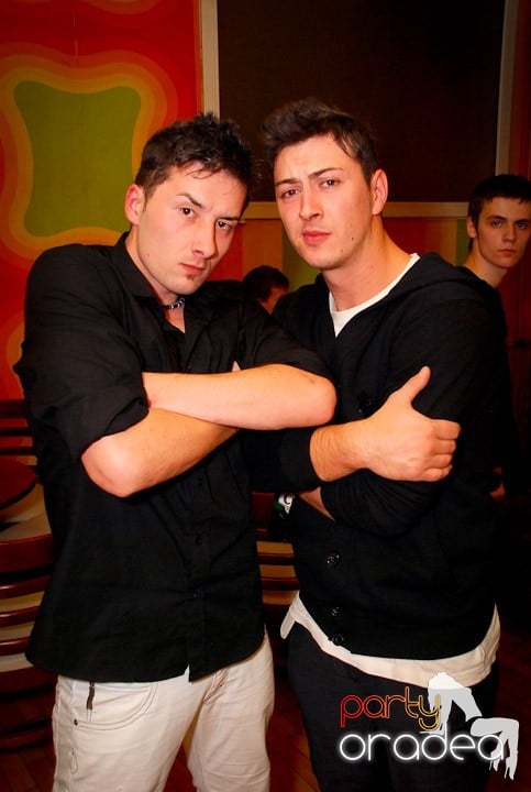 Horă, joc şi voie bună @ Juice cu TudOtto, Juice