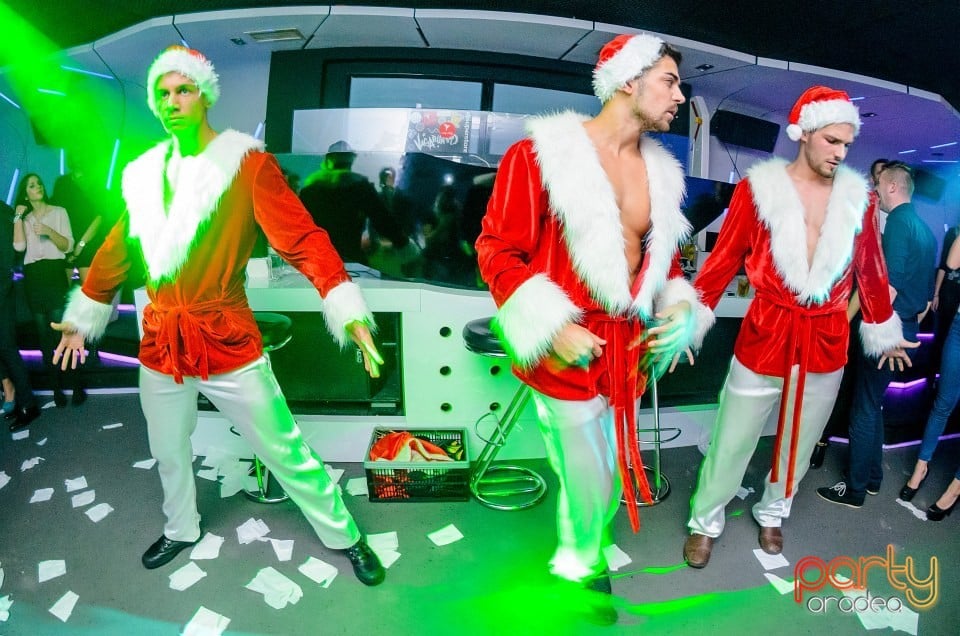 Hot Men Dance, 