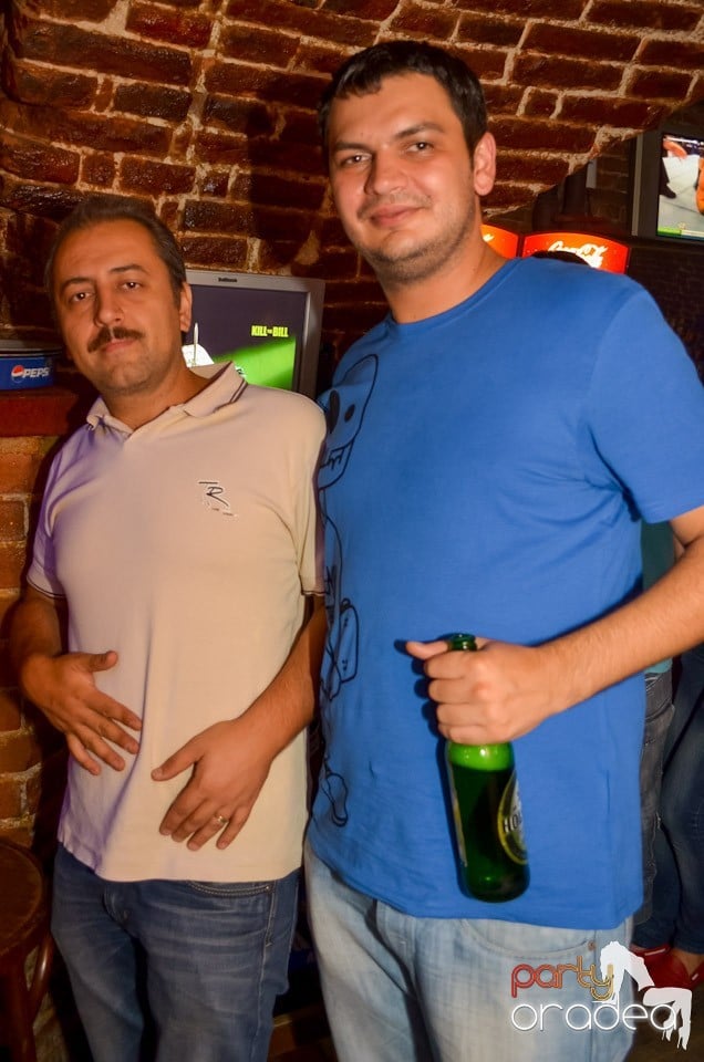 Hot Promo Night în Club Escape, 