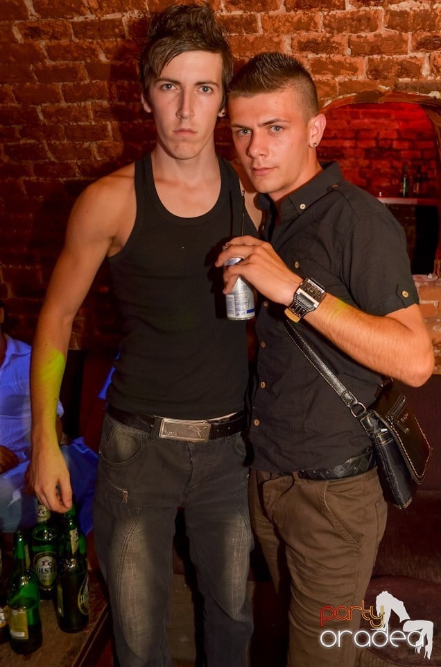 Hot Promo Night în Club Escape, 