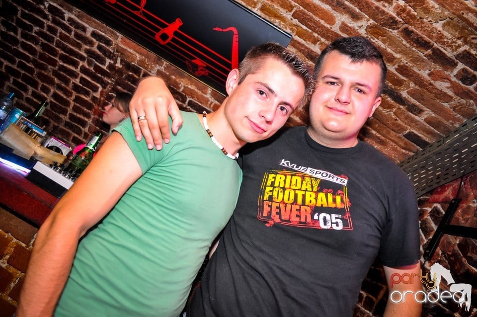 House party with Caveman, 