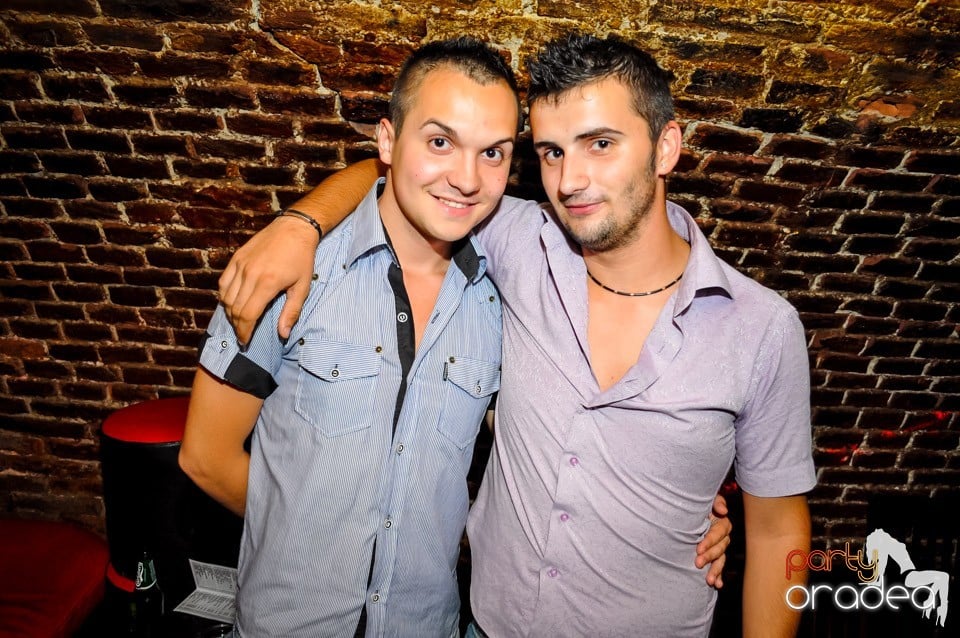 House party with Caveman, 