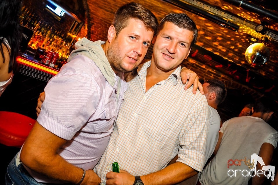 House party with Caveman, 