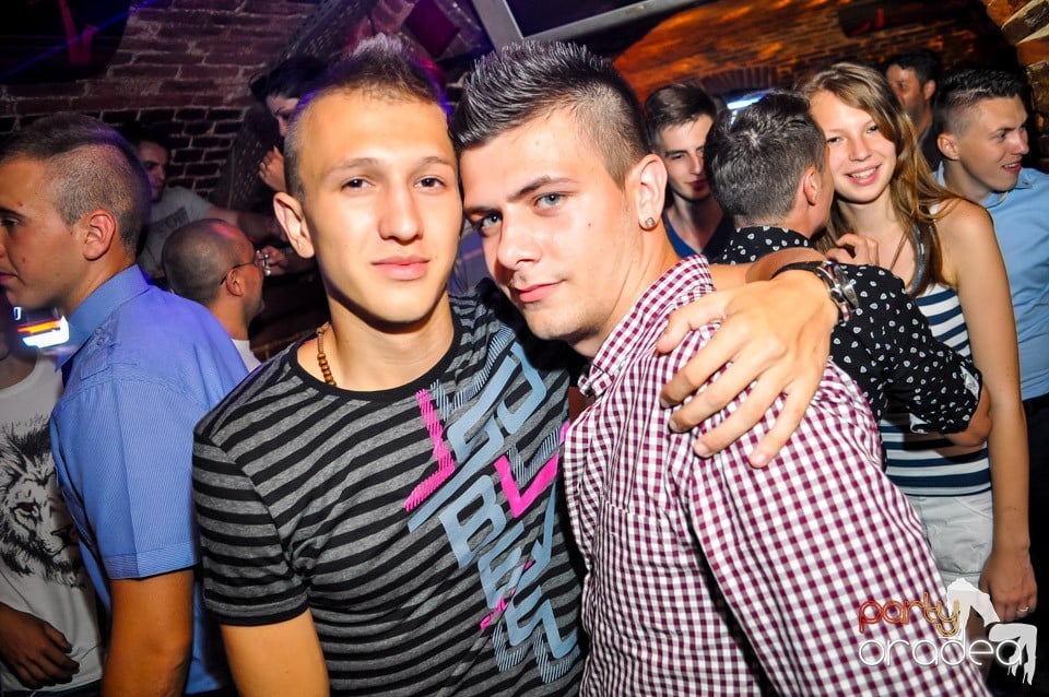 House party with Caveman, 