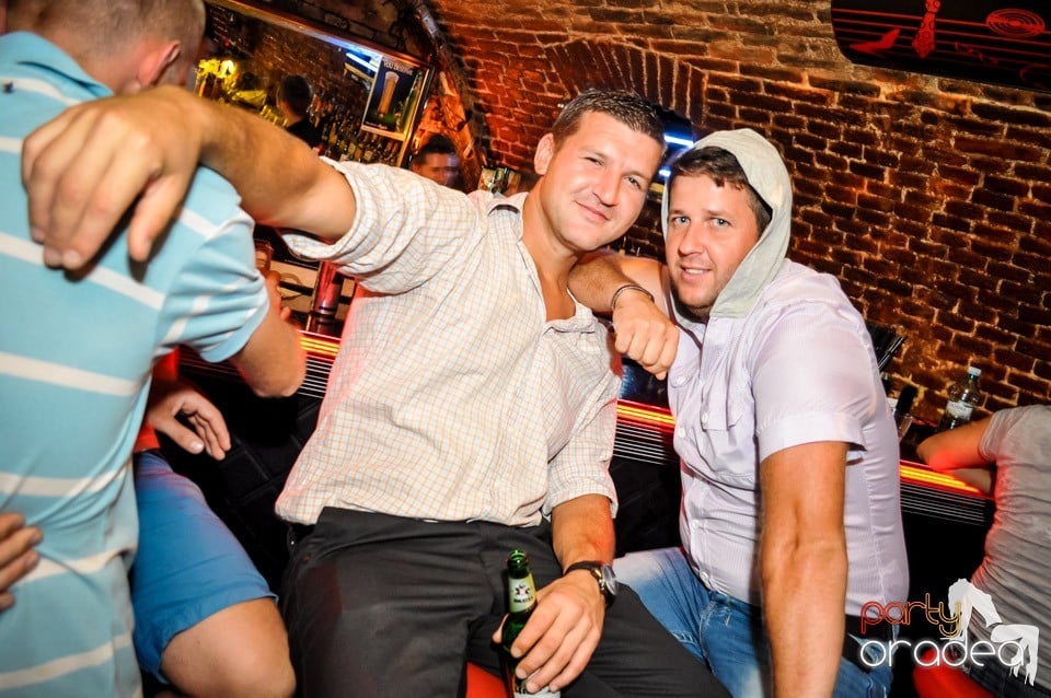 House party with Caveman, 