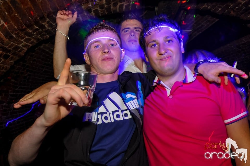 Hypnotheque Party cu Dr Nosta în Escape, 