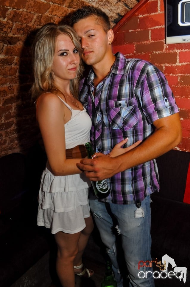 Hypnotheque Party cu Dr Nosta în Escape, 