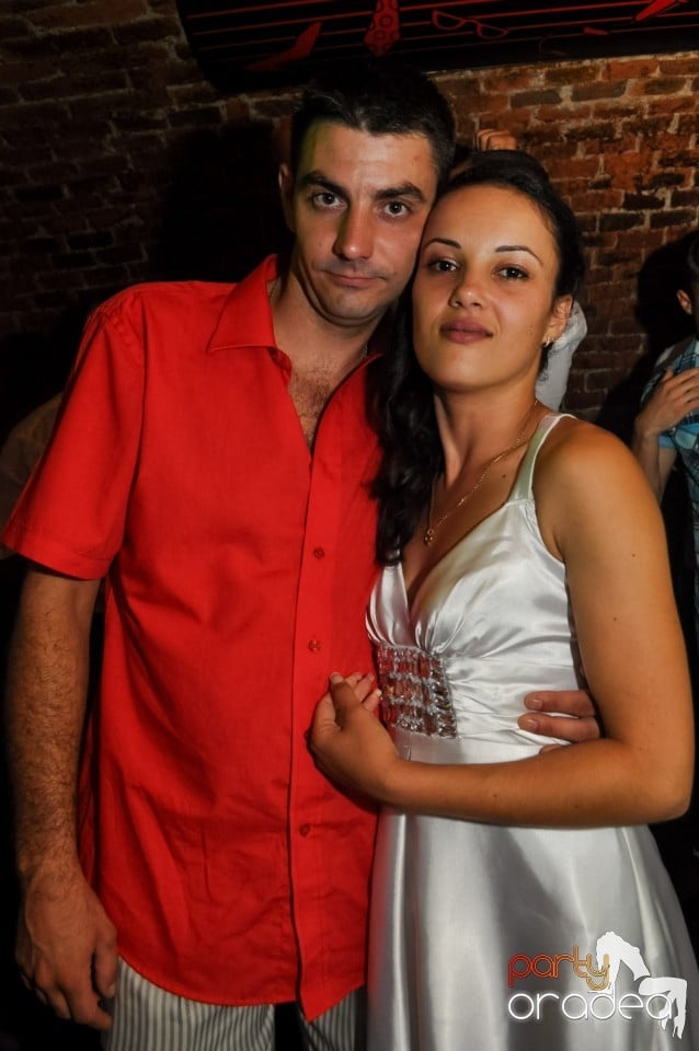 Hypnotheque Party cu Dr Nosta în Escape, 