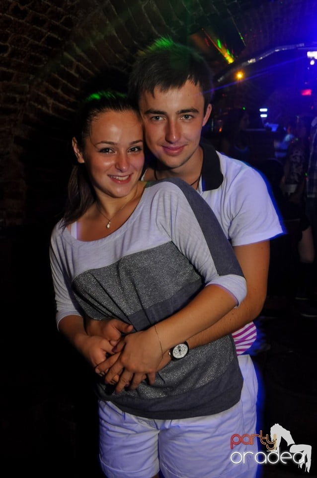 Hypnotheque Party cu Dr Nosta în Escape, 