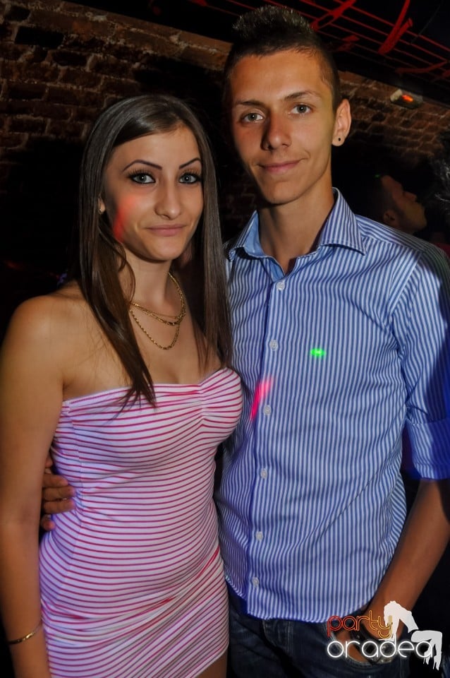 Hypnotheque Party cu Dr Nosta în Escape, 