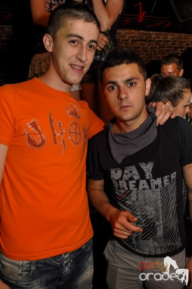 Hypnotheque Party cu Dr Nosta în Escape, 