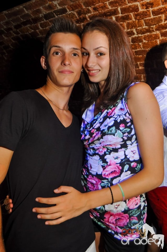 Hypnotheque Party cu Dr Nosta în Escape, 