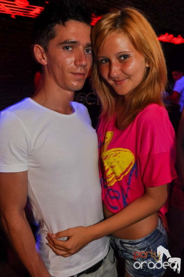 Hypnotheque Party cu Dr Nosta în Escape, 