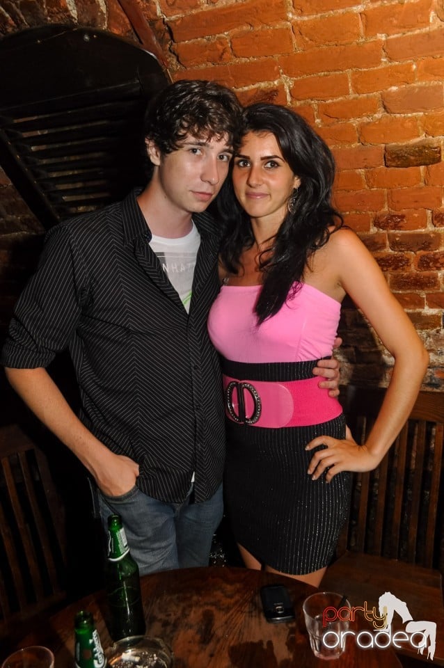 Hypnotheque Party cu Dr Nosta în Escape, 