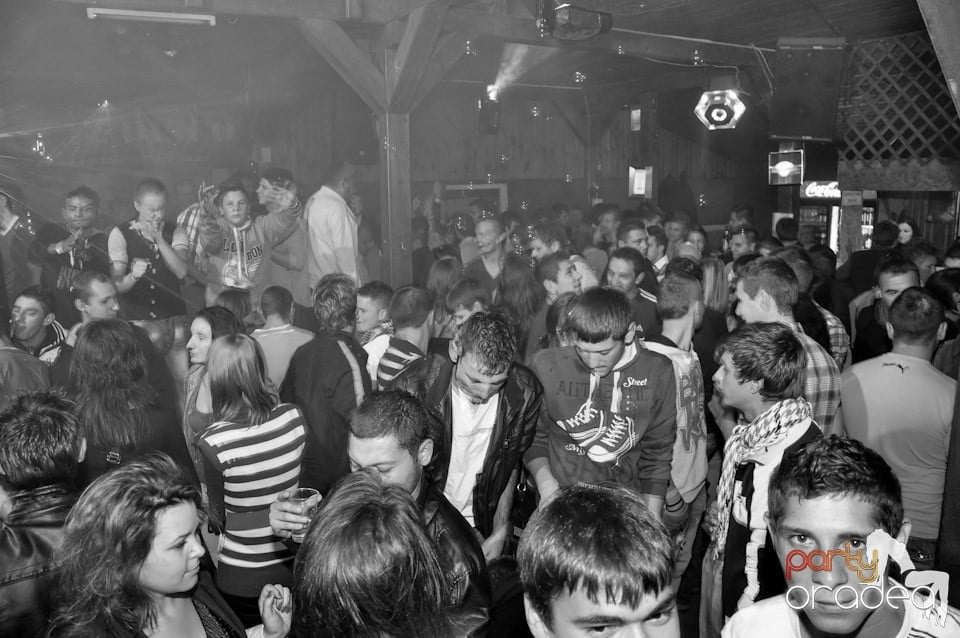 I Love Music Party în Disco Faház, 