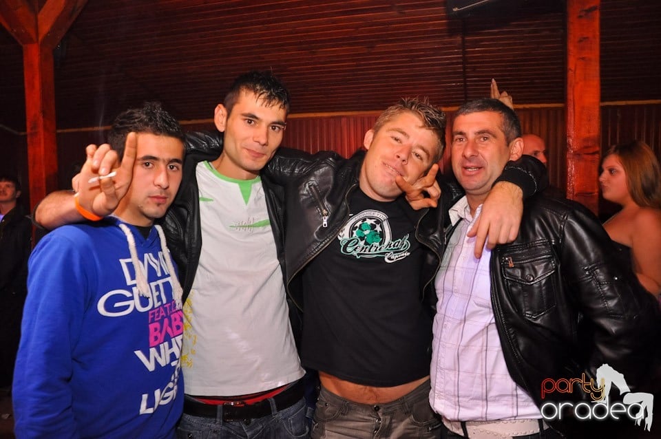 I Love Music Party în Disco Faház, 