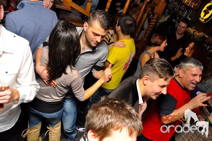 Începe anul cu Karaoke, Zulu Caffe