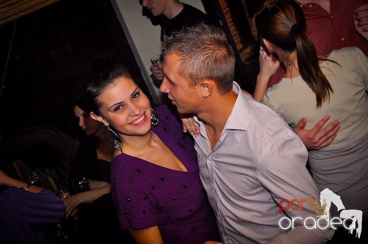 Începe anul cu Karaoke, Zulu Caffe