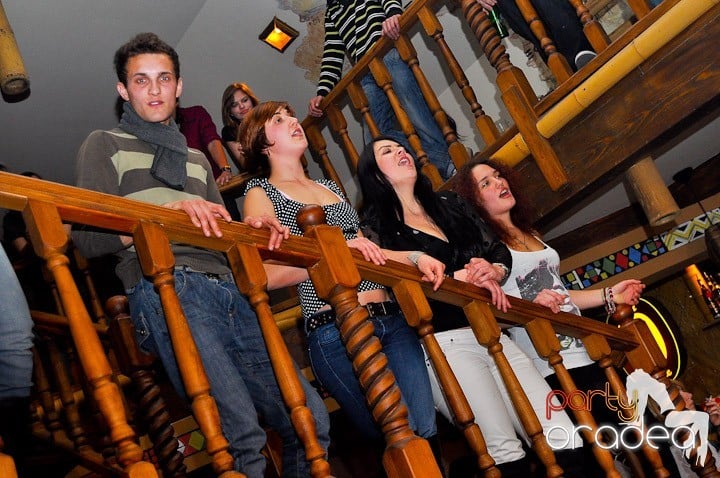 Începe anul cu Karaoke, Zulu Caffe