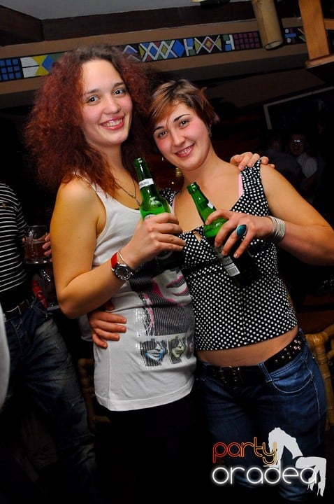 Începe anul cu Karaoke, Zulu Caffe